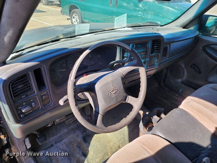 image for item DC6185 2002 Chevrolet Silverado 1500  pickup truck