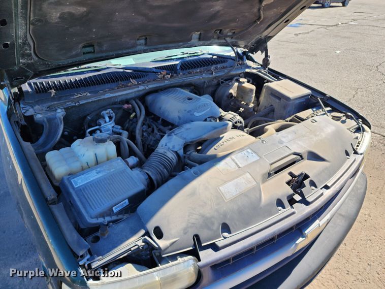 image for item DC6185 2002 Chevrolet Silverado 1500  pickup truck