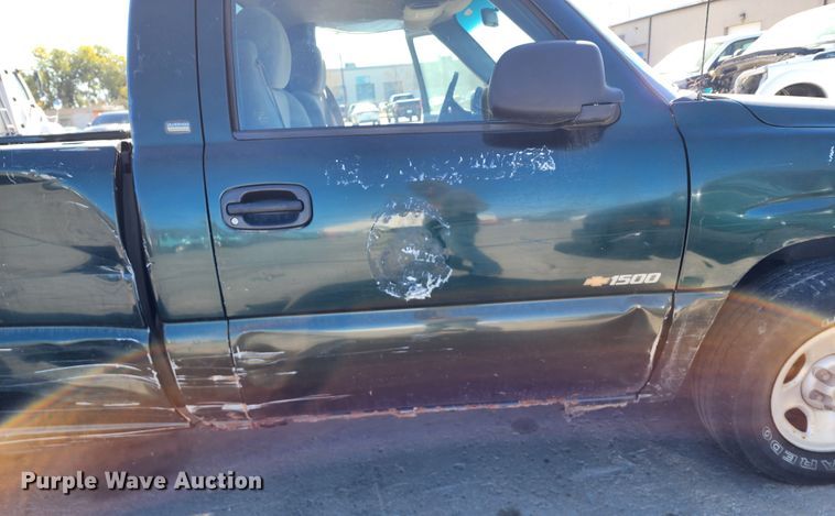 image for item DC6185 2002 Chevrolet Silverado 1500  pickup truck
