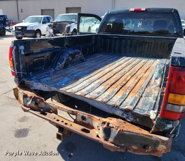 image for item DC6185 2002 Chevrolet Silverado 1500  pickup truck