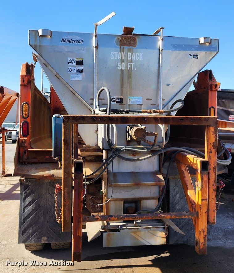 image for item DC6187 2009 International 7600  dump truck