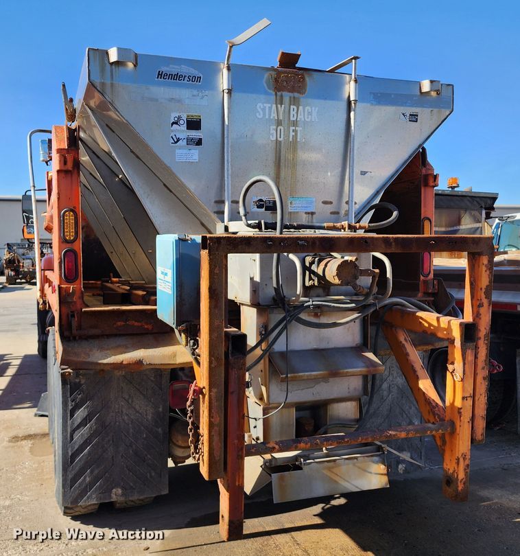 image for item DC6187 2009 International 7600  dump truck