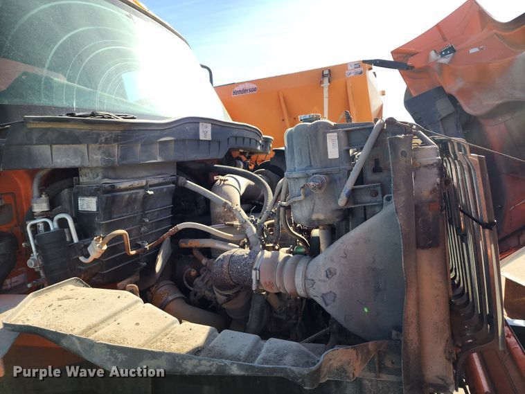 image for item DC6187 2009 International 7600  dump truck