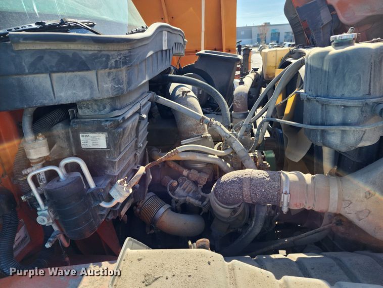 image for item DC6187 2009 International 7600  dump truck