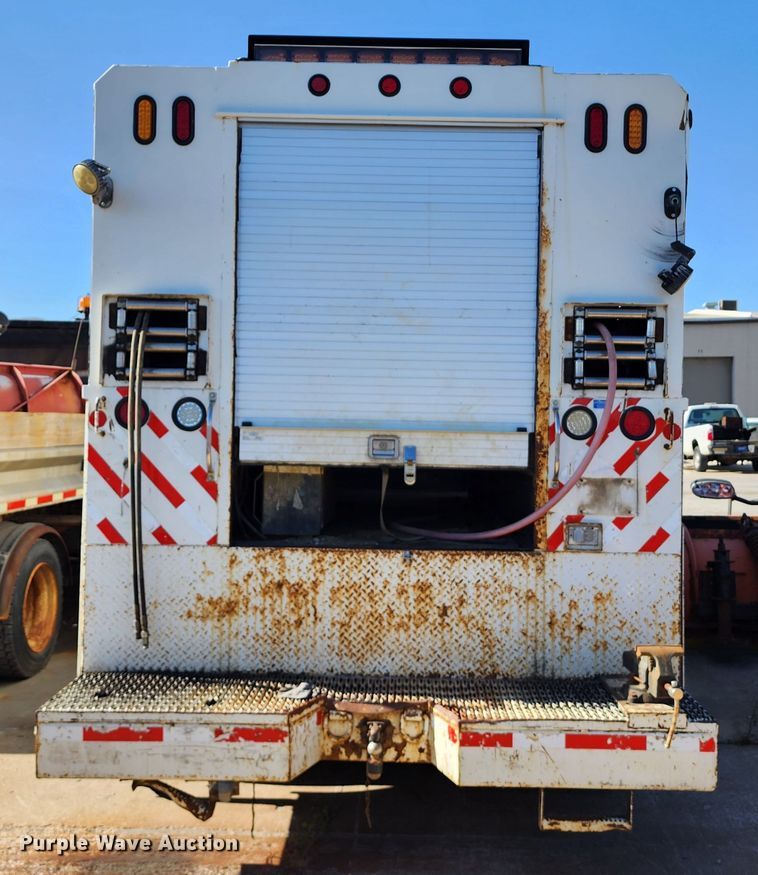 image for item DC6188 2013 International 4300  utility / service truck