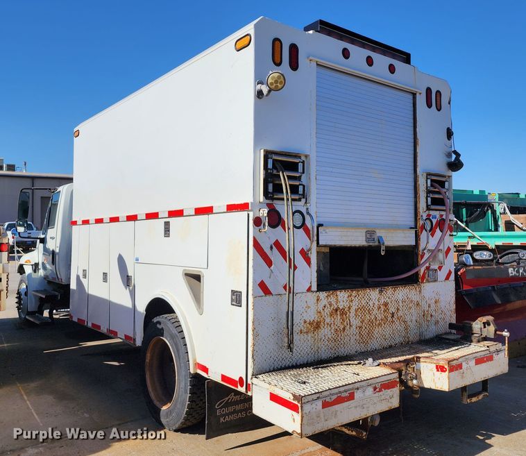 image for item DC6188 2013 International 4300  utility / service truck