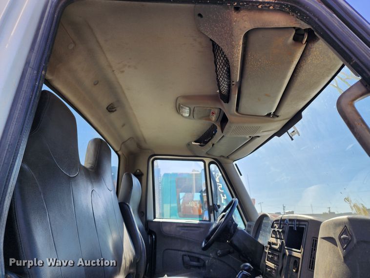 image for item DC6188 2013 International 4300  utility / service truck