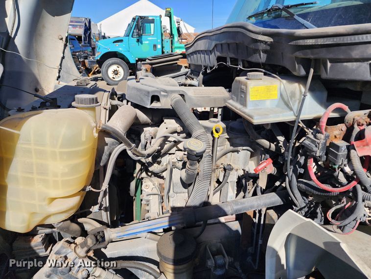 image for item DC6188 2013 International 4300  utility / service truck