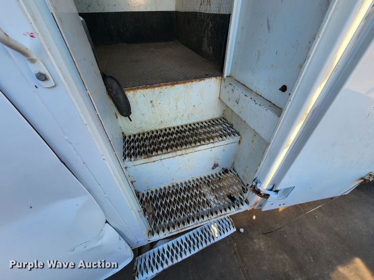 image for item DC6188 2013 International 4300  utility / service truck