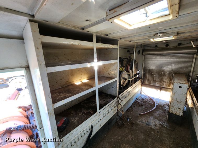 image for item DC6188 2013 International 4300  utility / service truck