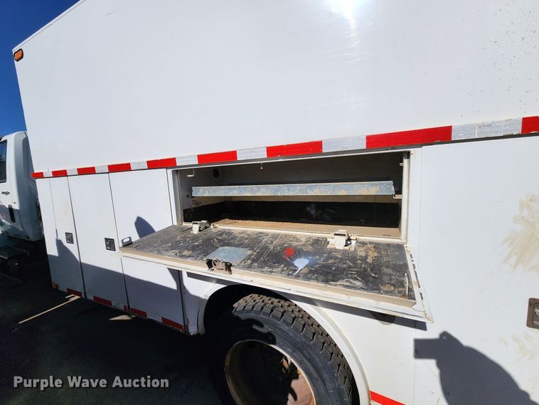 image for item DC6188 2013 International 4300  utility / service truck