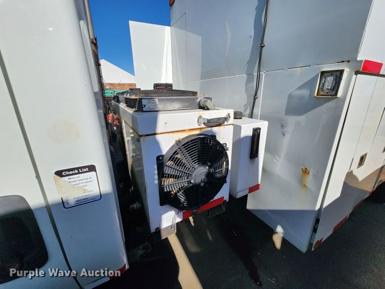 image for item DC6188 2013 International 4300  utility / service truck