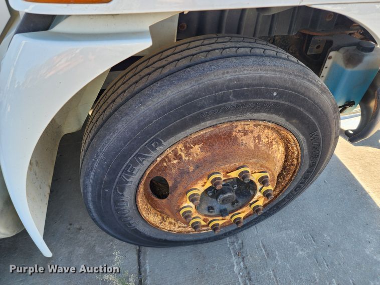 image for item DC6188 2013 International 4300  utility / service truck