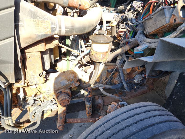 image for item DC6189 2007 International 7300  dump truck