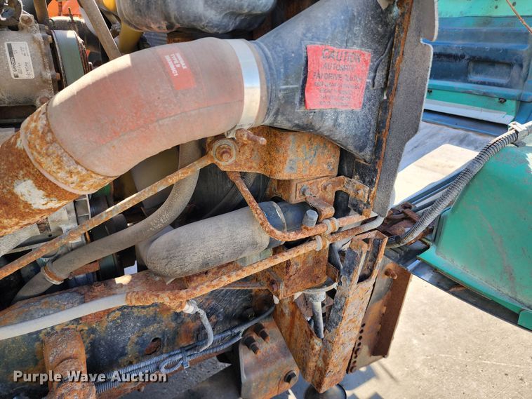 image for item DC6189 2007 International 7300  dump truck