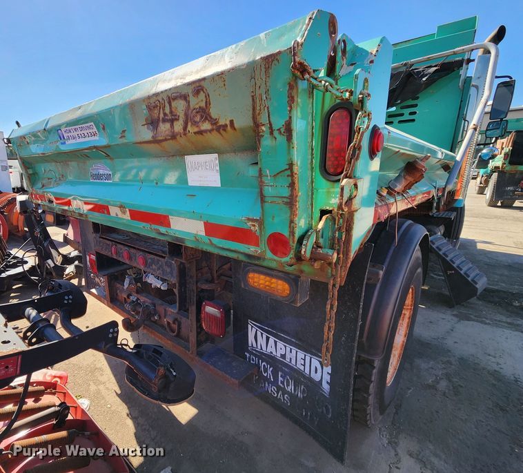 image for item DC6190 2007 International 7400  dump truck