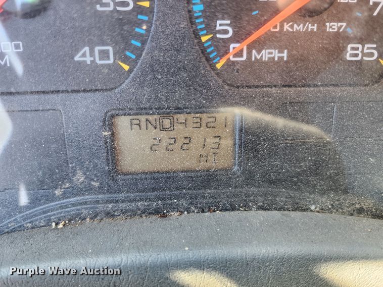 image for item DC6190 2007 International 7400  dump truck