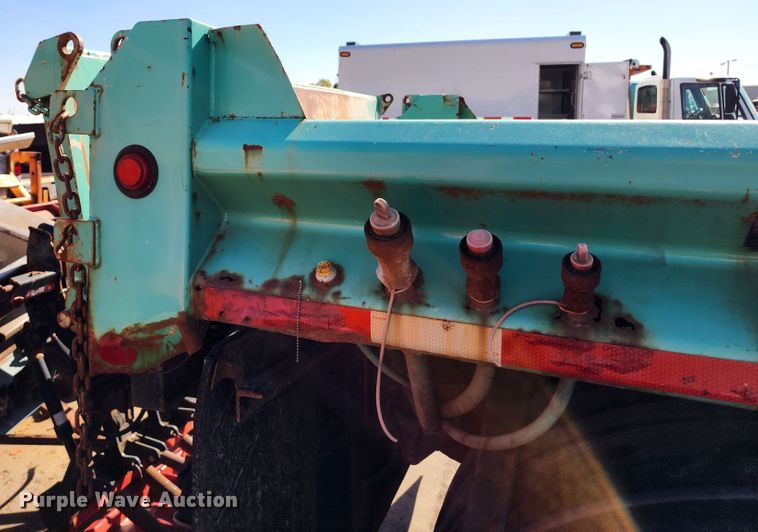 image for item DC6190 2007 International 7400  dump truck