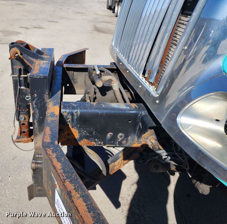 image for item DC6192 2007 International 7400  dump truck