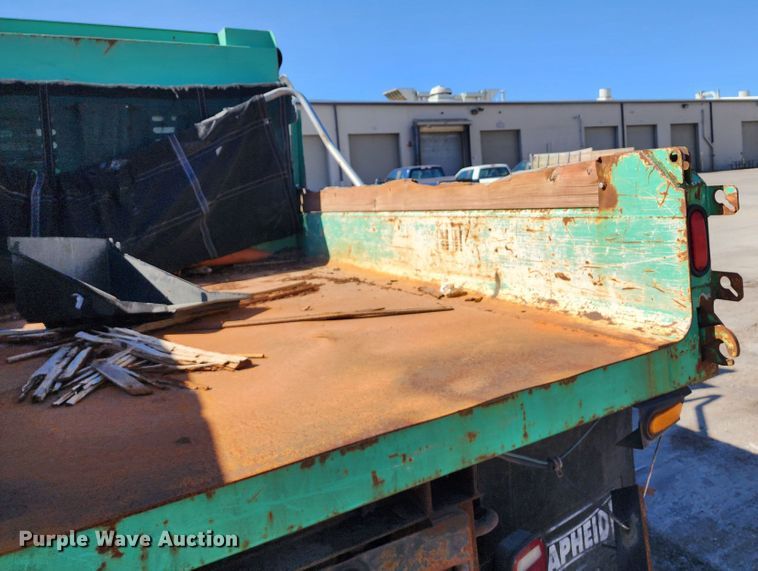 image for item DC6192 2007 International 7400  dump truck