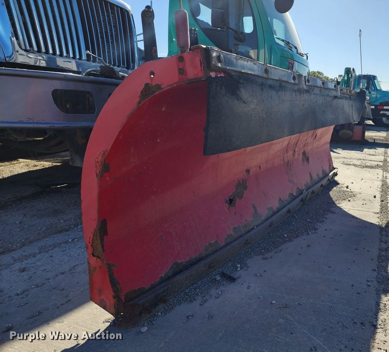 image for item DC6194 2007 International 7300  dump truck