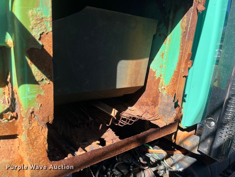 image for item DC6195 2007 International 7400  dump truck