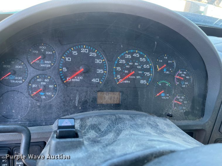 image for item DC6195 2007 International 7400  dump truck