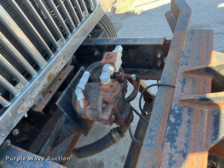 image for item DC6195 2007 International 7400  dump truck