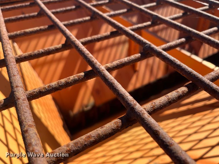 image for item DC6195 2007 International 7400  dump truck