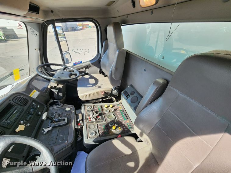 image for item DC6196 2014 Freightliner M2 106  street sweeper truck