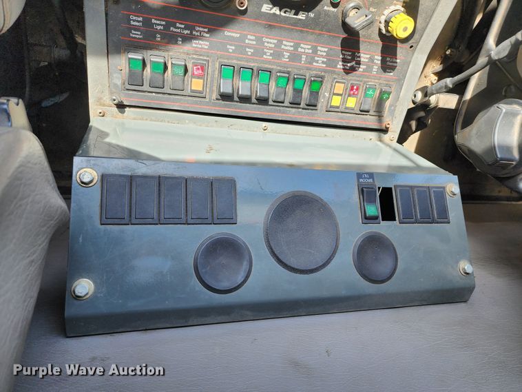 image for item DC6196 2014 Freightliner M2 106  street sweeper truck