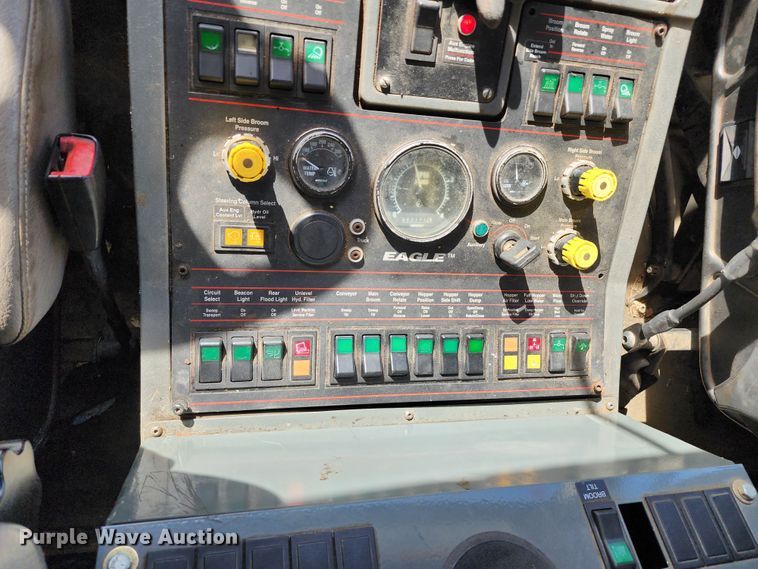 image for item DC6196 2014 Freightliner M2 106  street sweeper truck