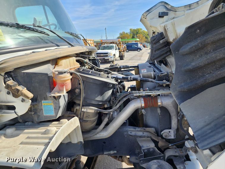 image for item DC6196 2014 Freightliner M2 106  street sweeper truck