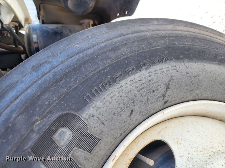 image for item DC6196 2014 Freightliner M2 106  street sweeper truck