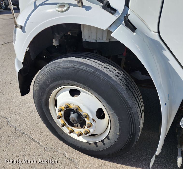 image for item DC6196 2014 Freightliner M2 106  street sweeper truck