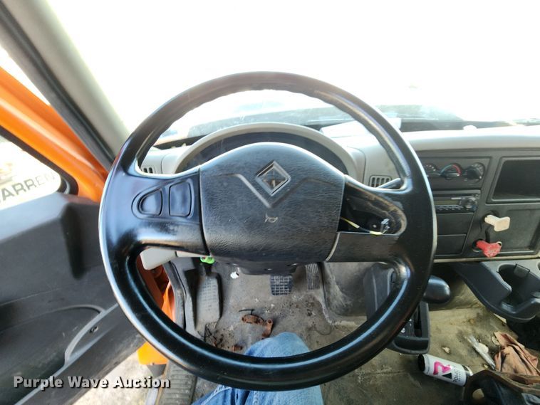 image for item DC6197 2009 International 7400  dump truck