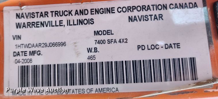 image for item DC6197 2009 International 7400  dump truck