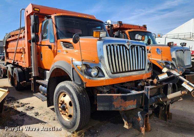 image for item DC6198 2012 International 7500  dump truck
