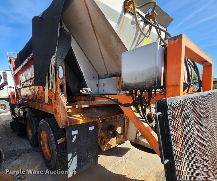 image for item DC6198 2012 International 7500  dump truck