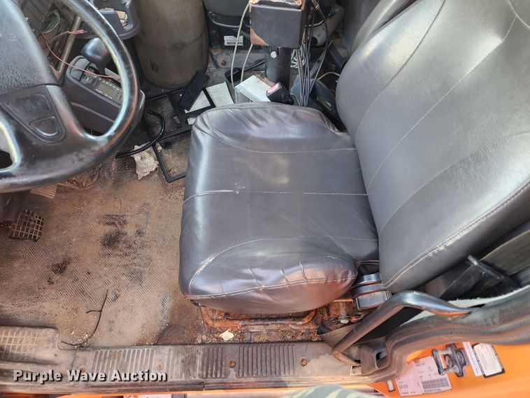 image for item DC6198 2012 International 7500  dump truck