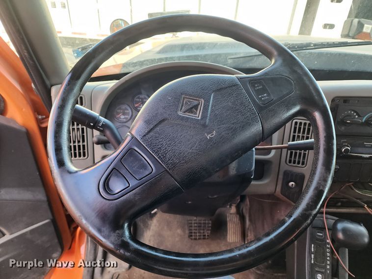 image for item DC6198 2012 International 7500  dump truck