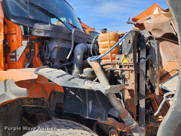 image for item DC6198 2012 International 7500  dump truck