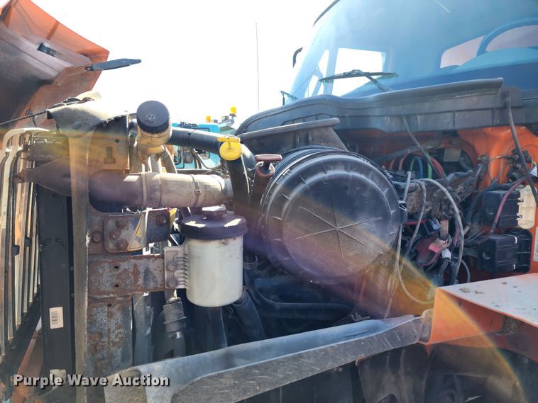 image for item DC6198 2012 International 7500  dump truck