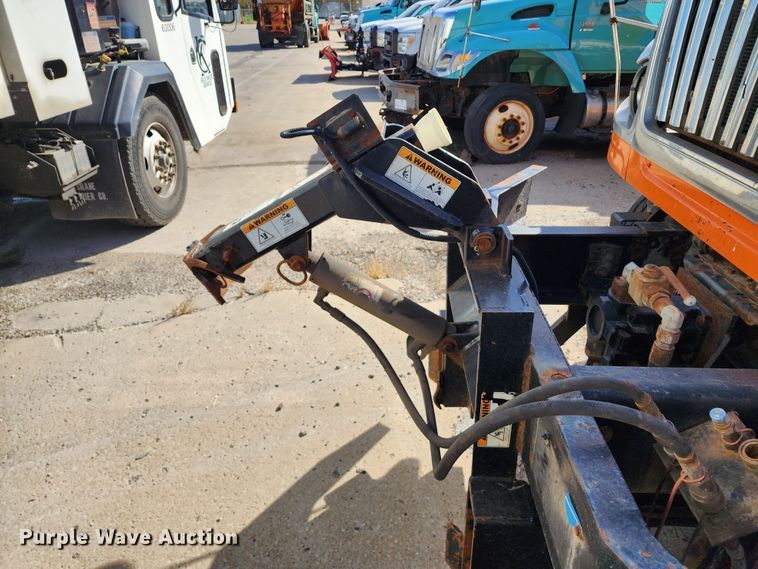 image for item DC6198 2012 International 7500  dump truck