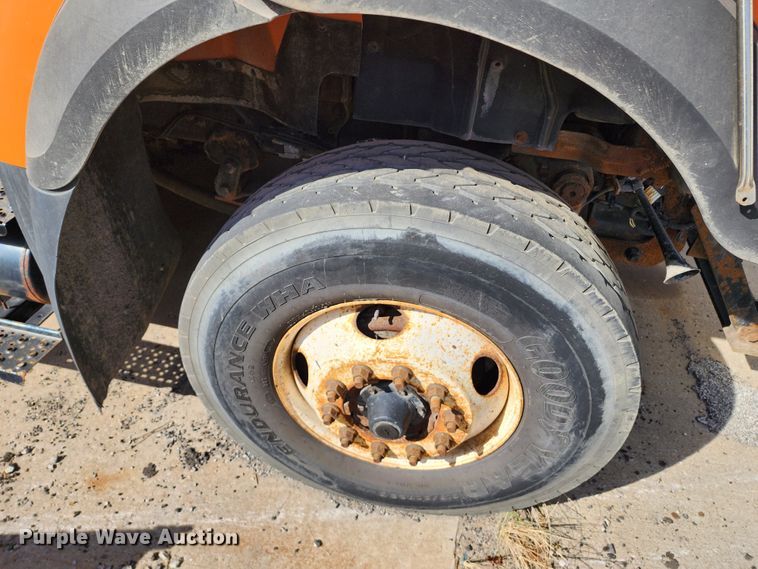 image for item DC6198 2012 International 7500  dump truck