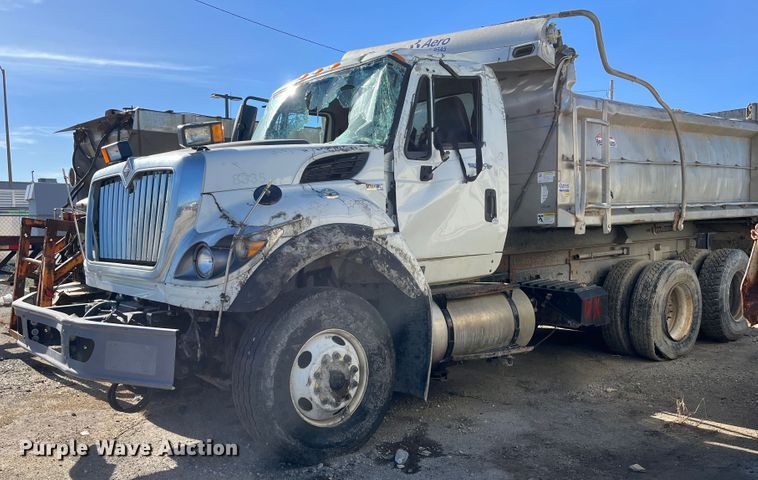 image for item DC6200 2014 International WorkStar 7500  dump truck