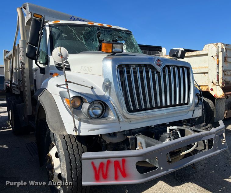 image for item DC6200 2014 International WorkStar 7500  dump truck