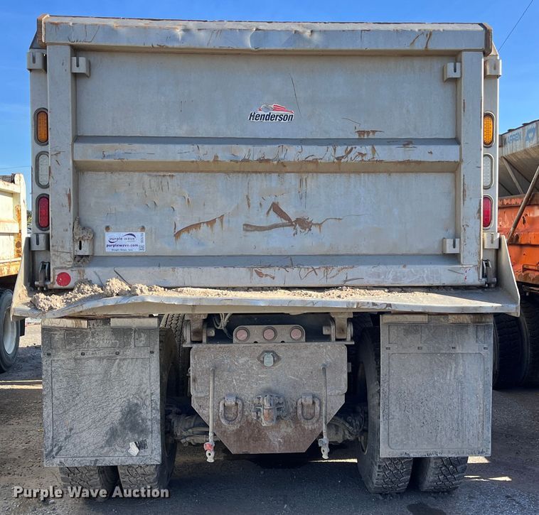 image for item DC6200 2014 International WorkStar 7500  dump truck