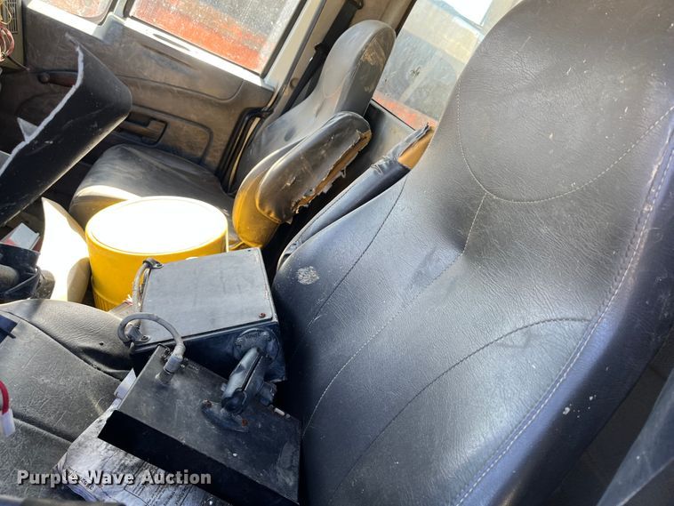 image for item DC6200 2014 International WorkStar 7500  dump truck