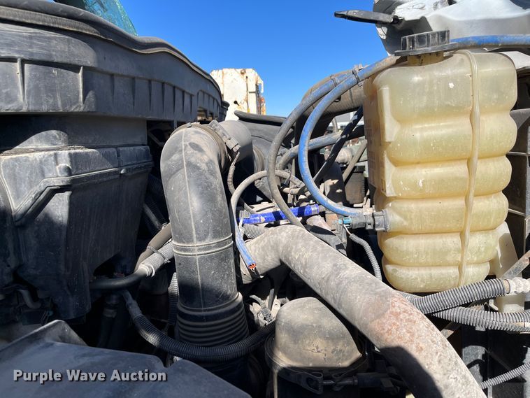 image for item DC6200 2014 International WorkStar 7500  dump truck